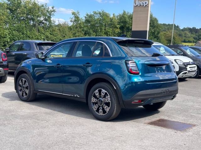 2025 Fiat 600 1.2 MHEV e-DCT Euro 6 (s/s) 5dr