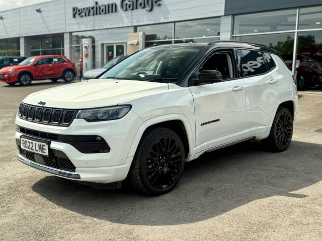 Jeep Compass 1.3 T4 GSE 4xe PHEV S Model 5dr Auto Estate Petrol / Electric Hybrid WHITE/BLACK