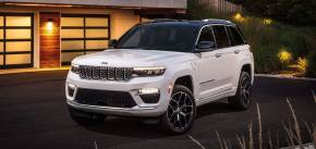 JEEP GRAND CHEROKEE 2024 (25) at Pewsham Garage Chippenham
