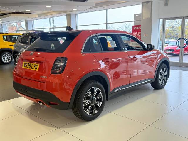 2025 Fiat 600 1.2 Hybrid 48V 136 5dr eDCT-6