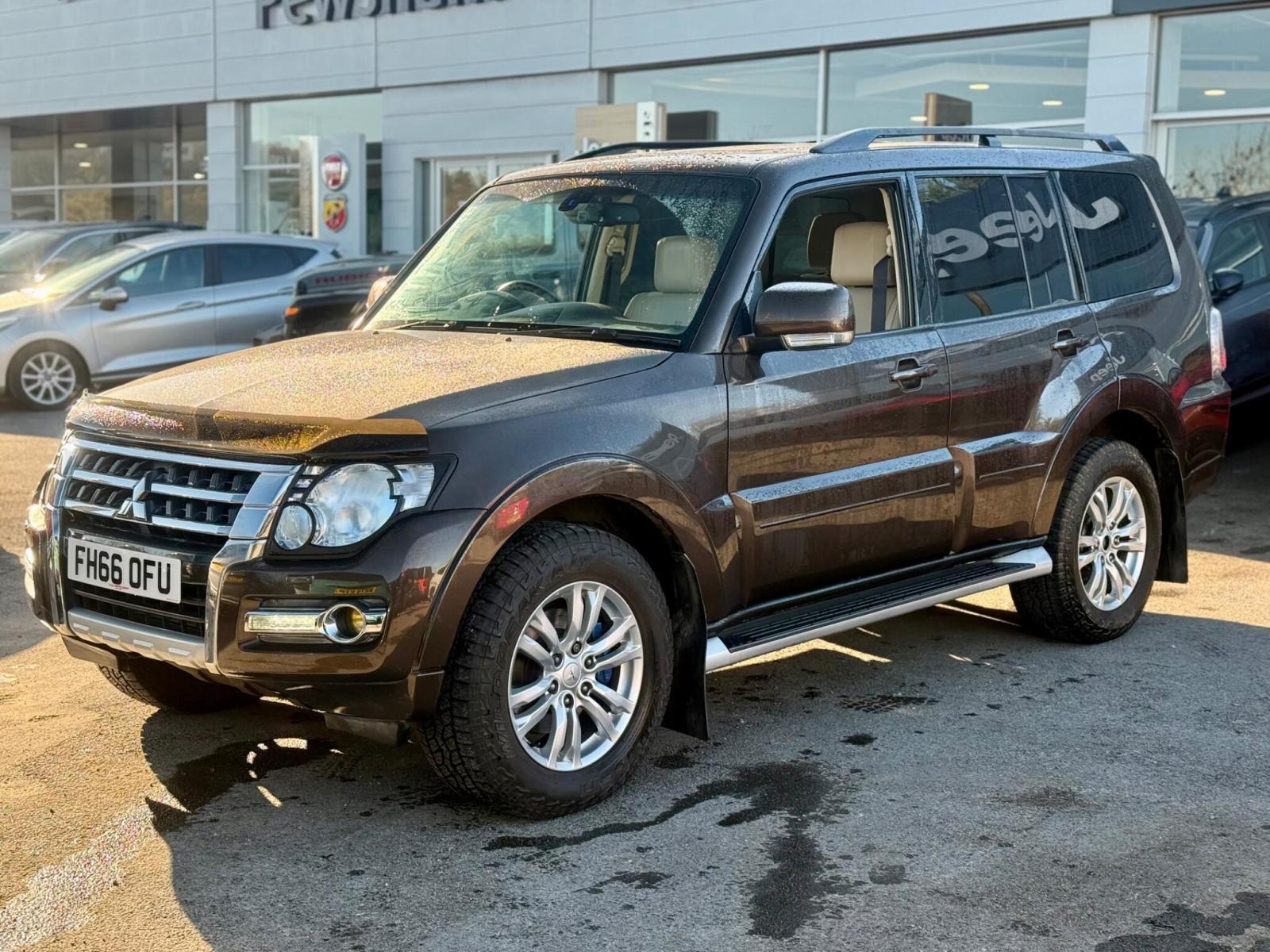 2017 Mitsubishi Shogun