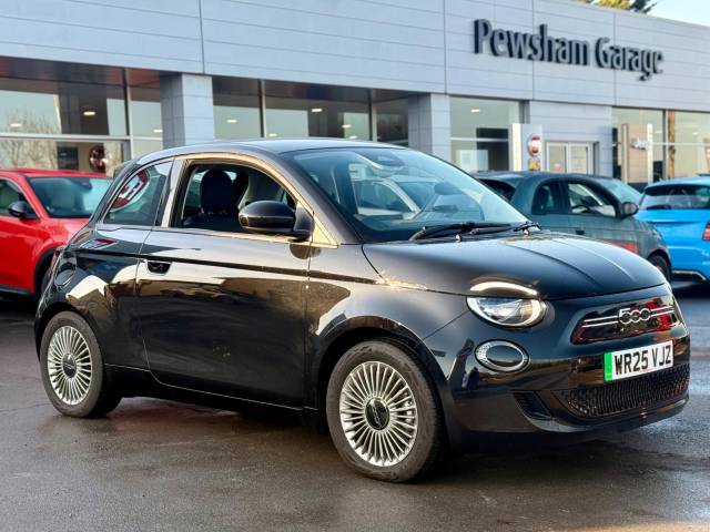 Fiat 500e 0.0 87kW 42kWh 3dr Auto Hatchback Electric BLACK