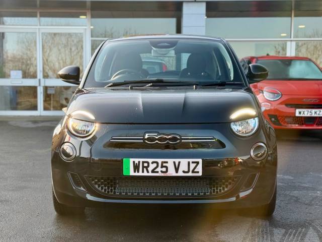 2025 Fiat 500e 0.0 87kW 42kWh 3dr Auto
