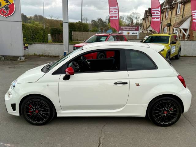 2023 Abarth 695 1.4 T-Jet 180 3dr