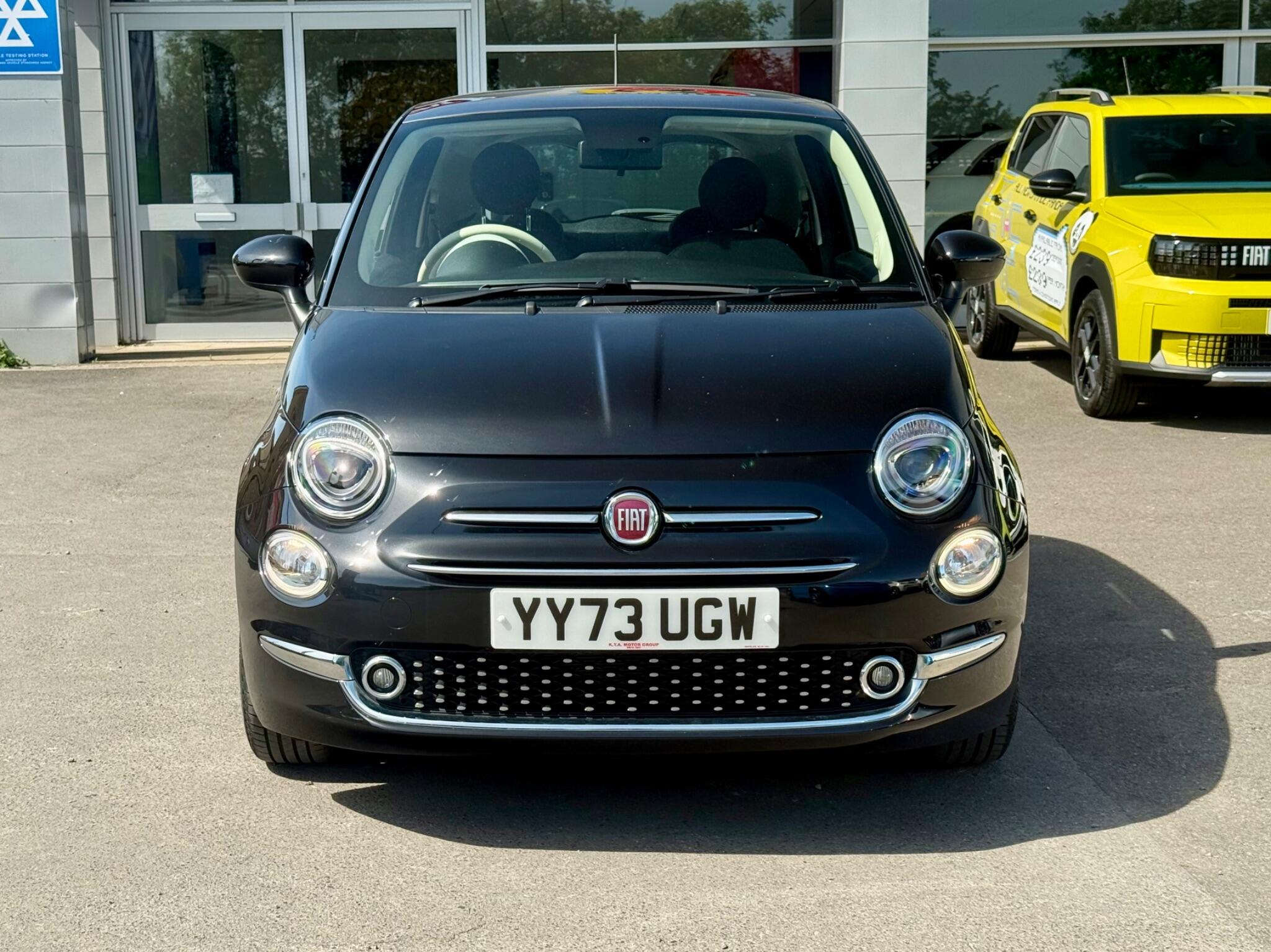 2023 Fiat 500 thumbnail 3