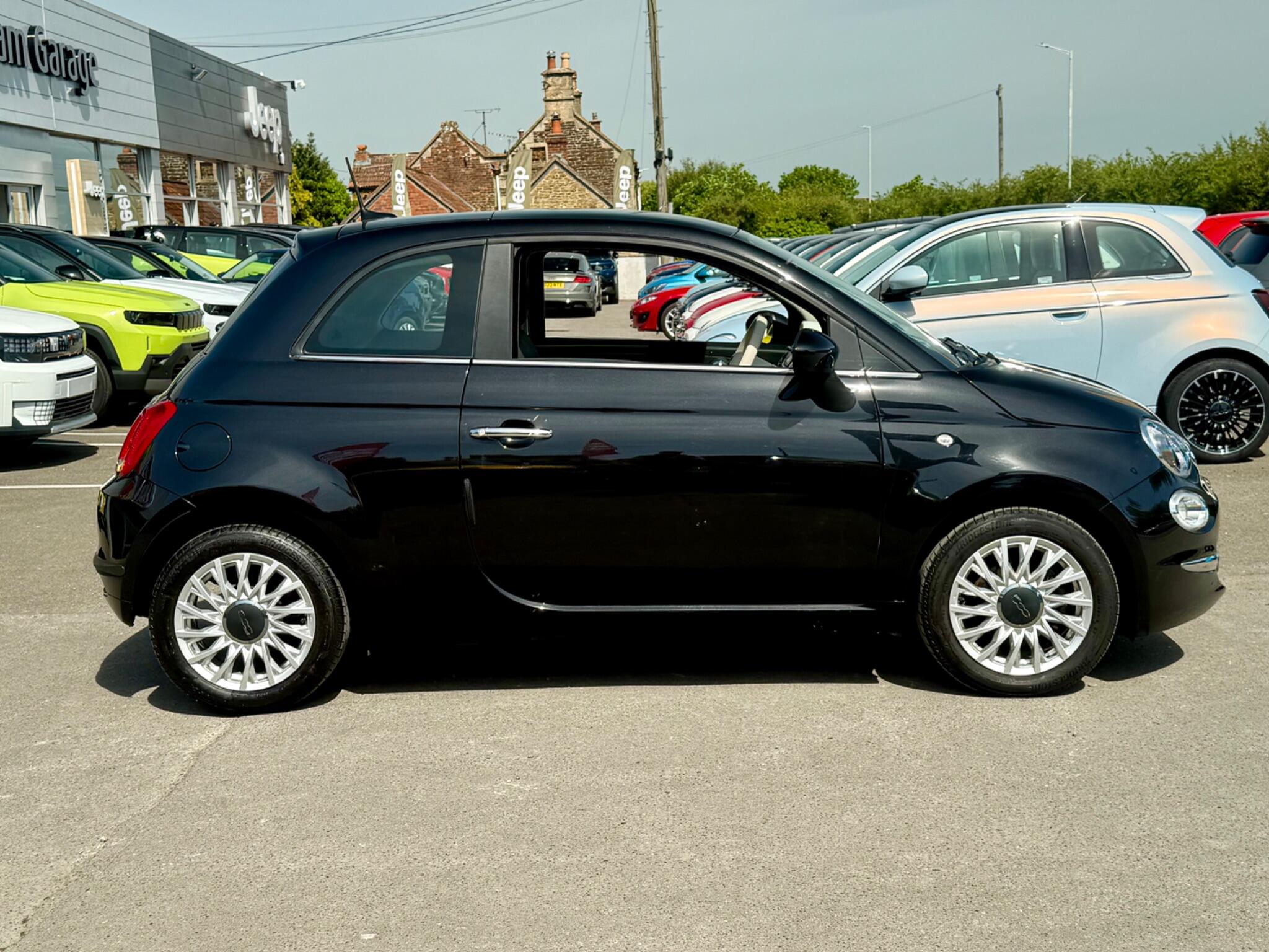 2023 Fiat 500 thumbnail 11