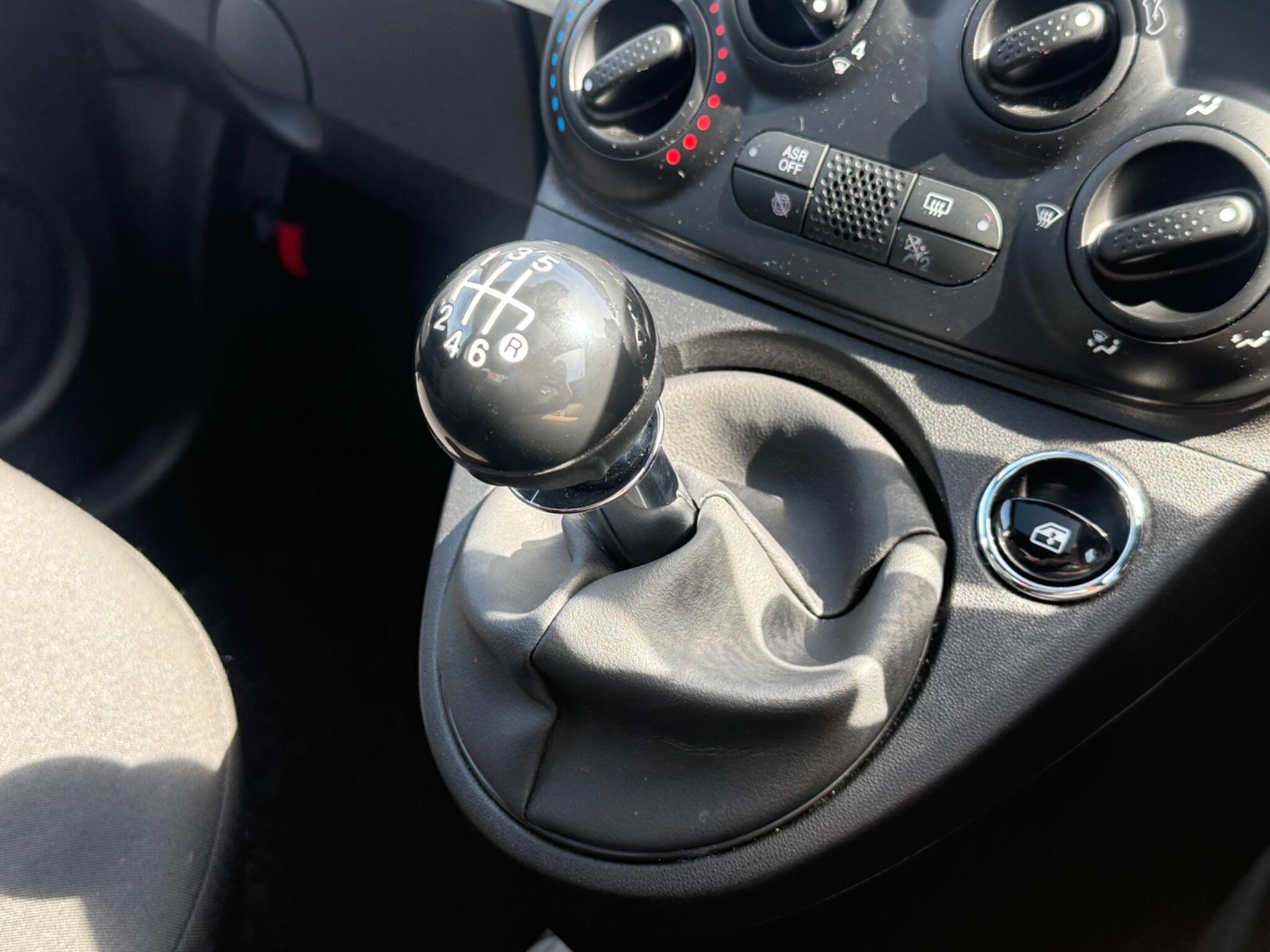 2023 Fiat 500 thumbnail 24