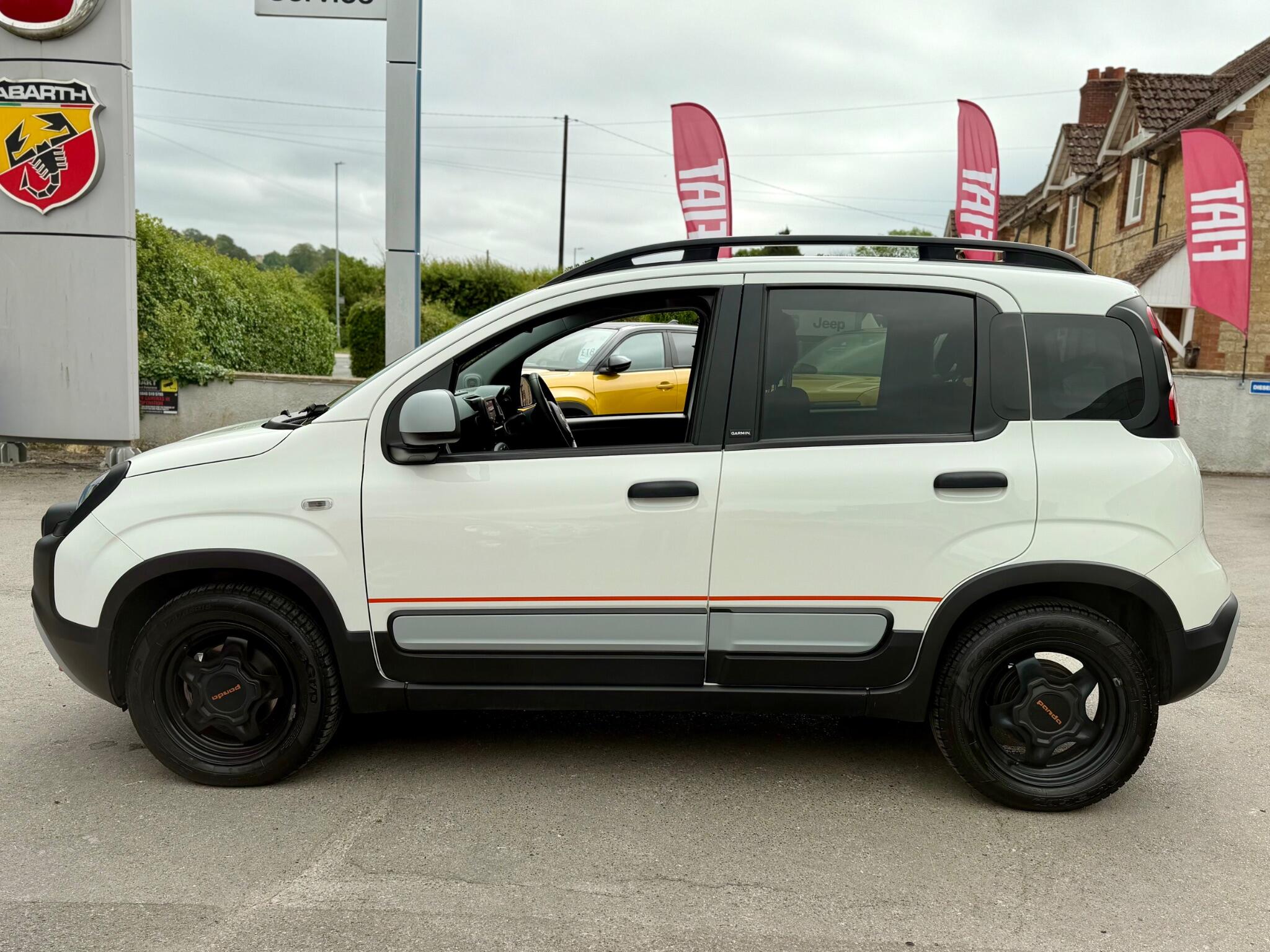 2023 Fiat Panda thumbnail 6