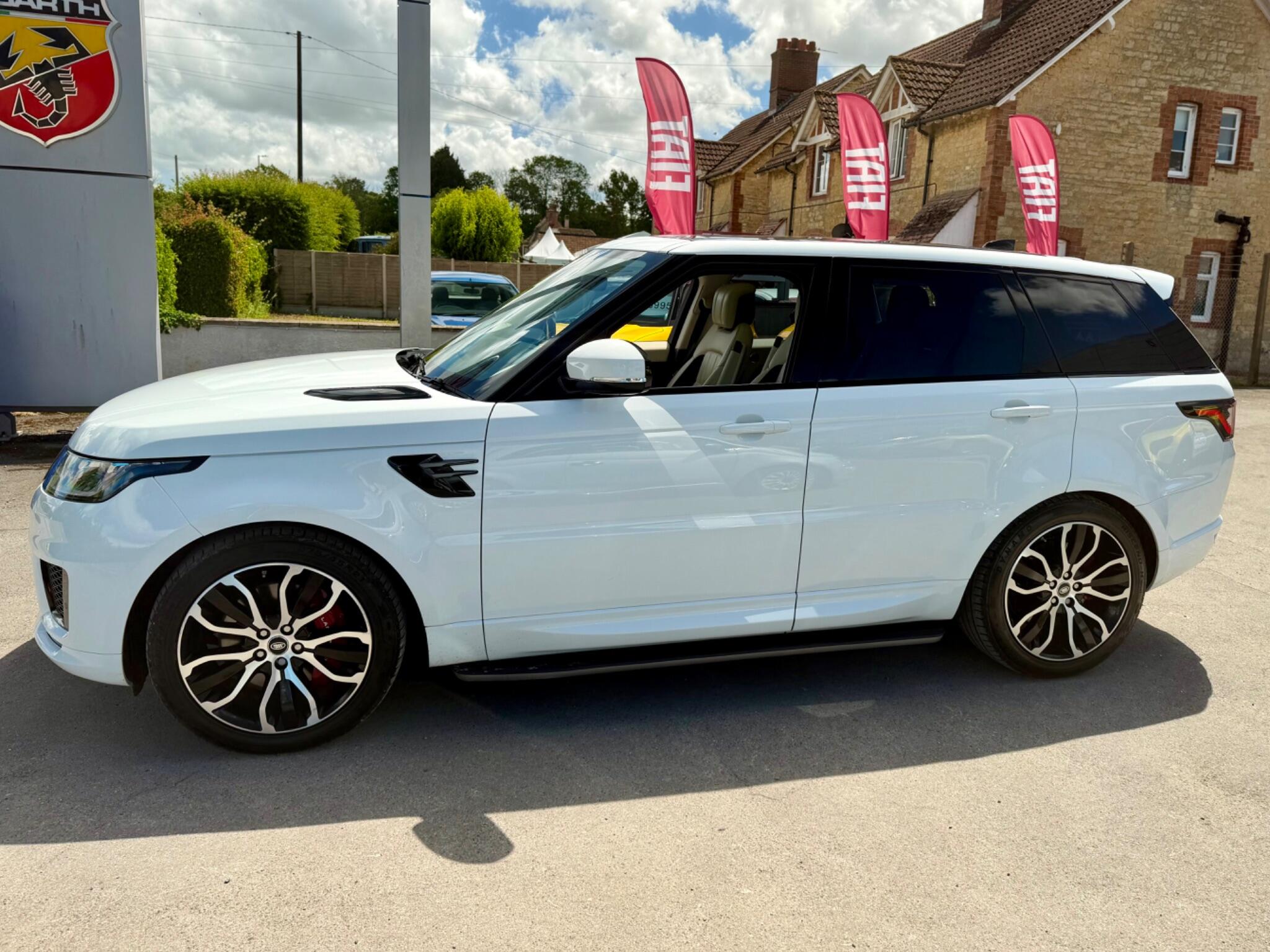 2019 Land Rover Range Rover Sport thumbnail 6