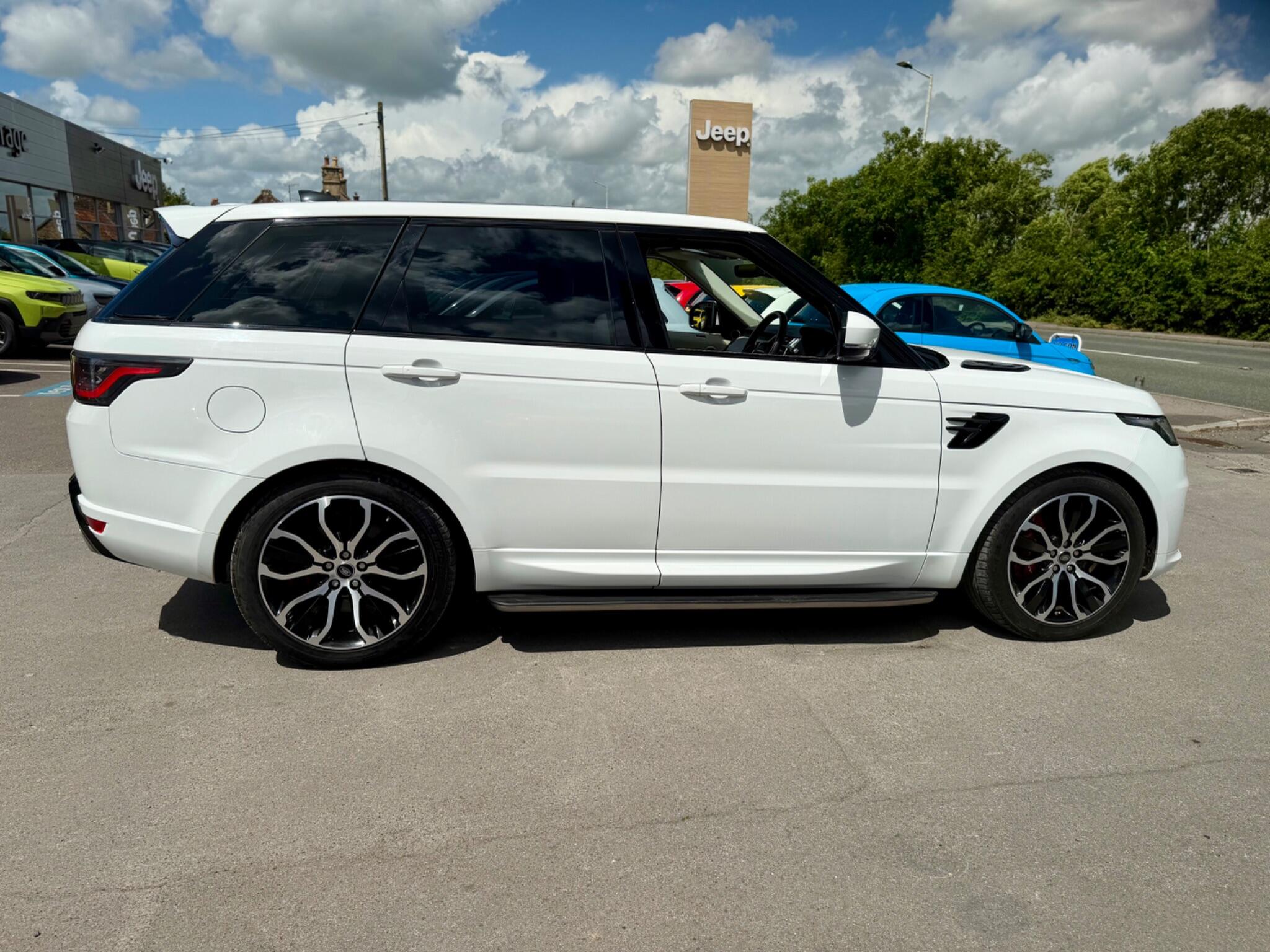2019 Land Rover Range Rover Sport thumbnail 12