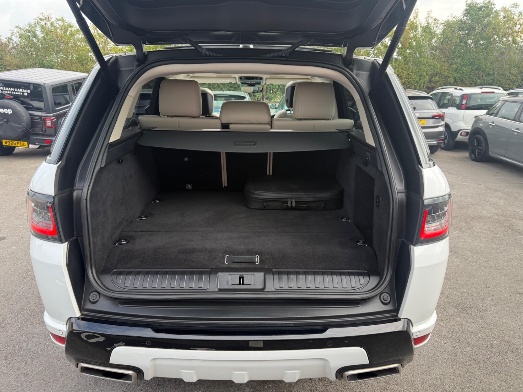 2019 Land Rover Range Rover Sport thumbnail 21