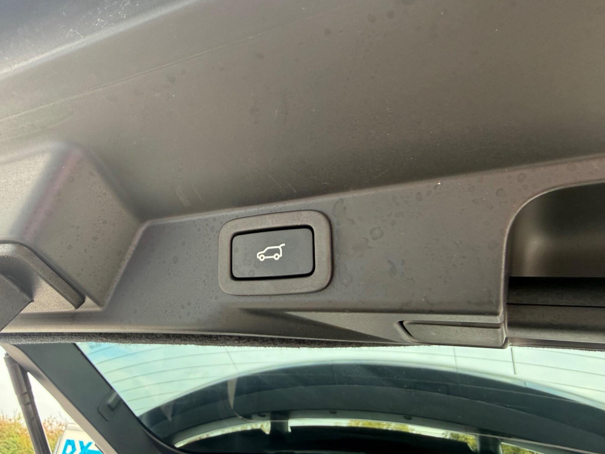 2019 Land Rover Range Rover Sport thumbnail 23