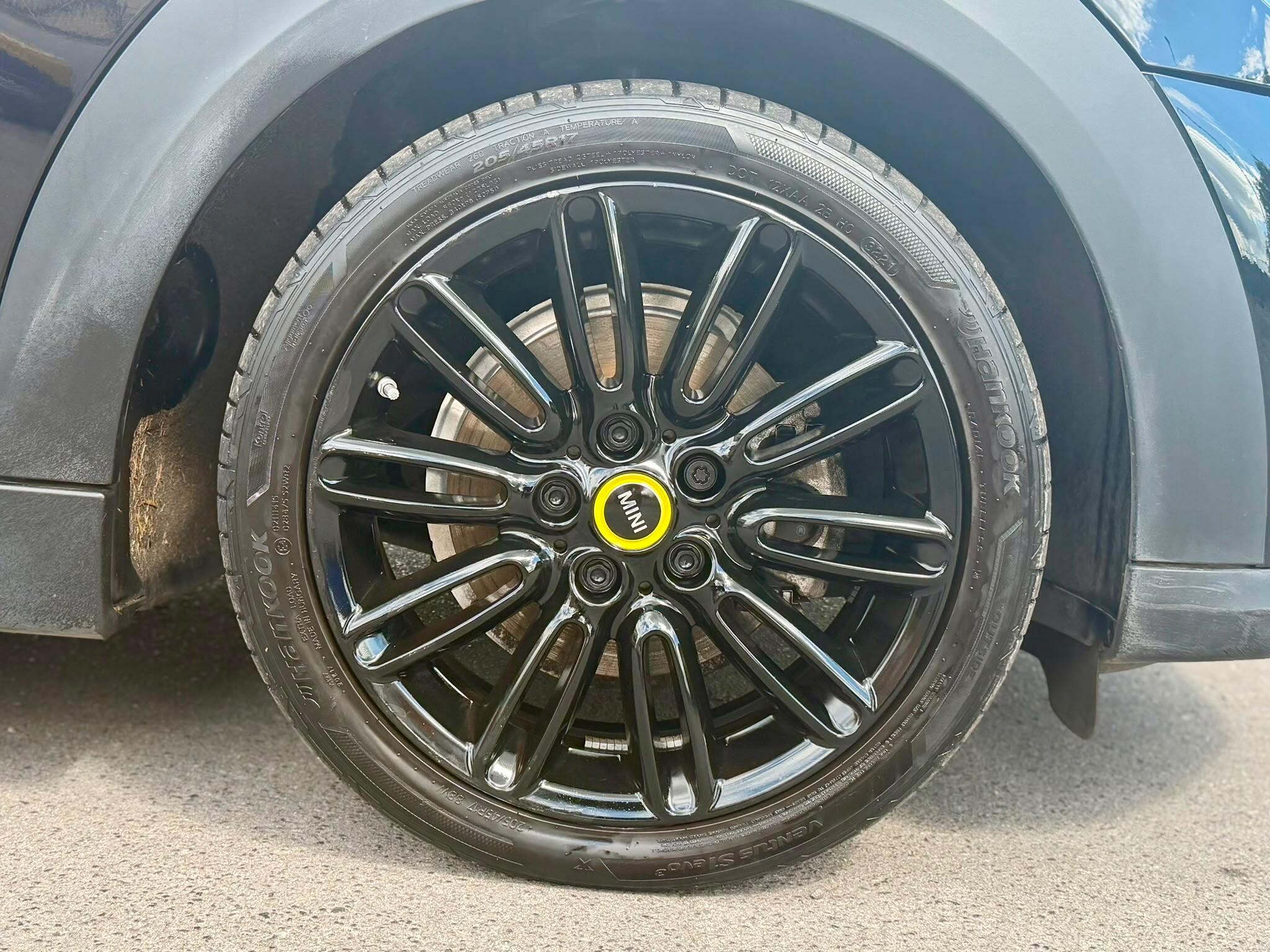 2021 Mini Hatch thumbnail 14