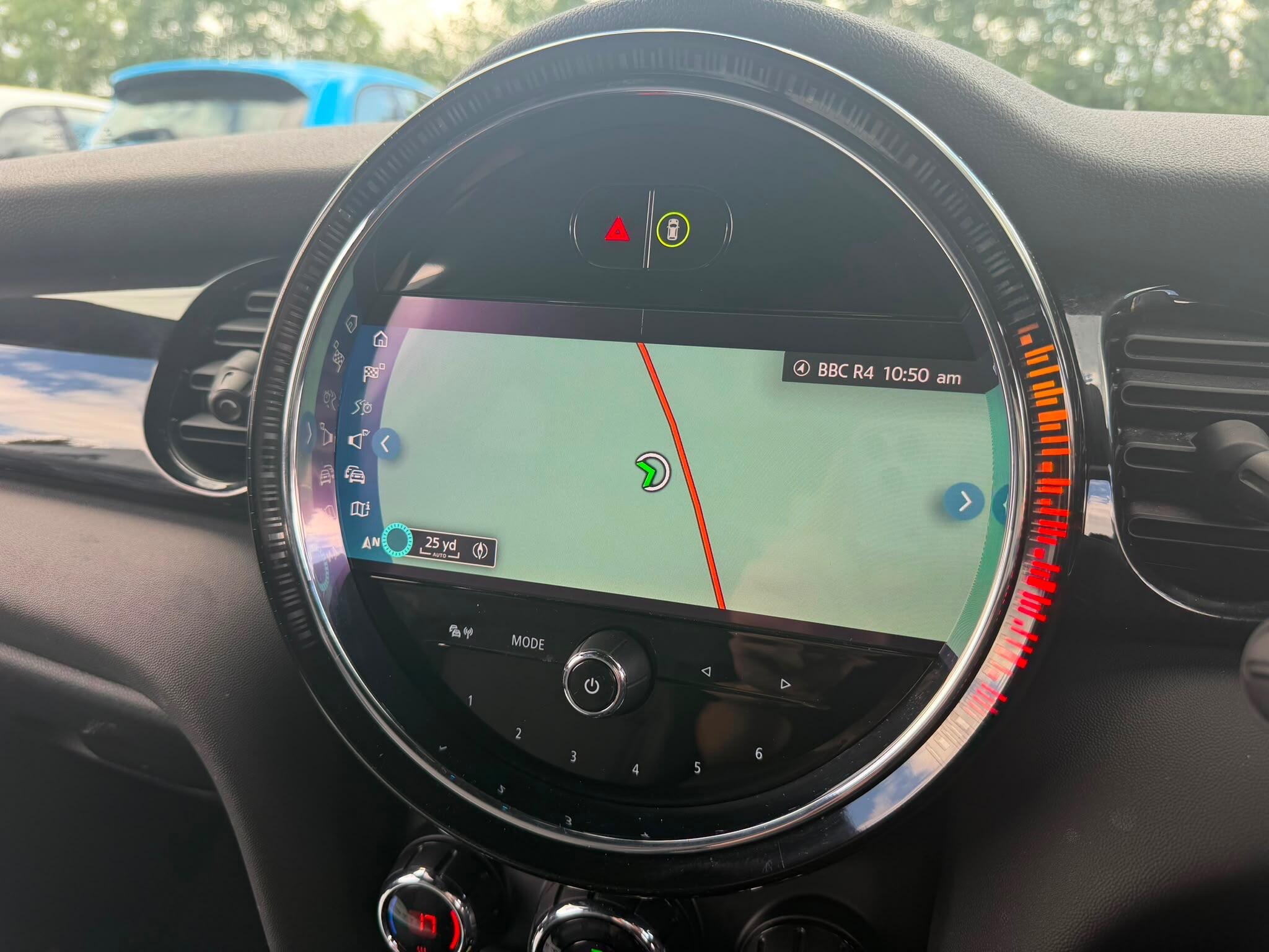 2021 Mini Hatch thumbnail 23