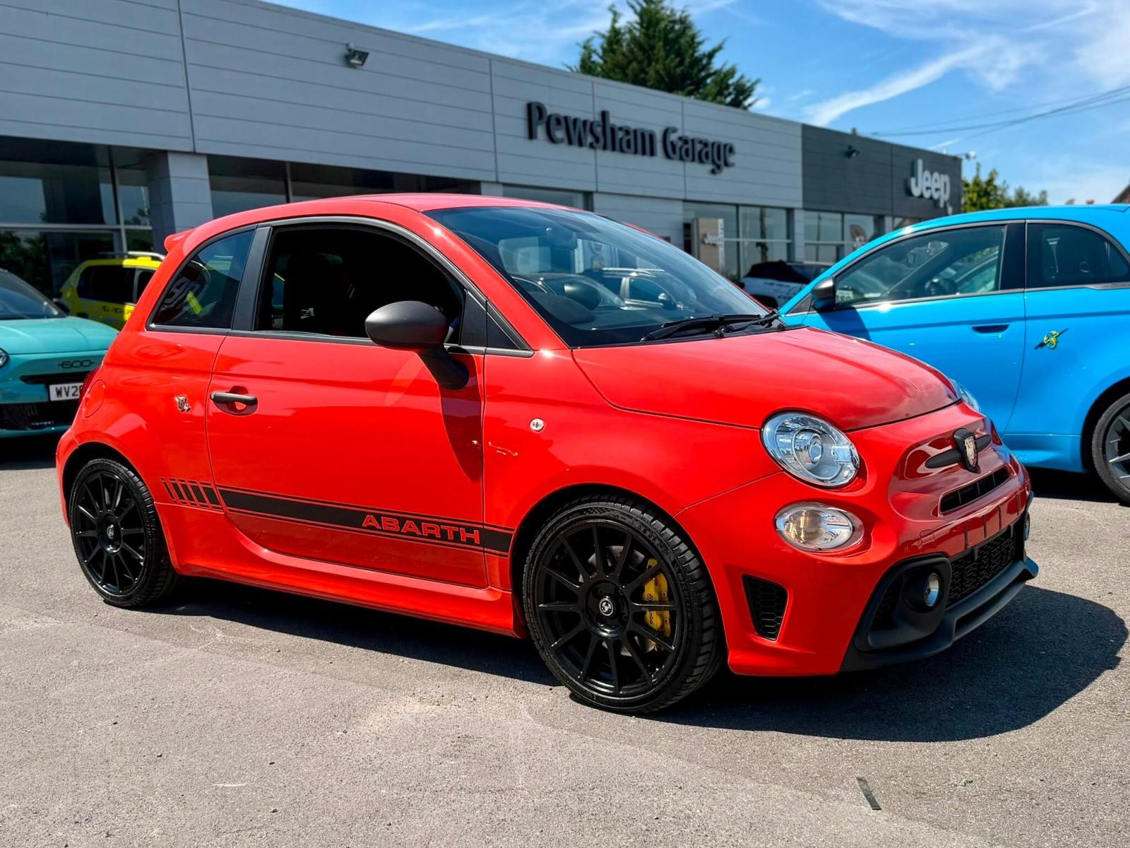 2023 Abarth 695