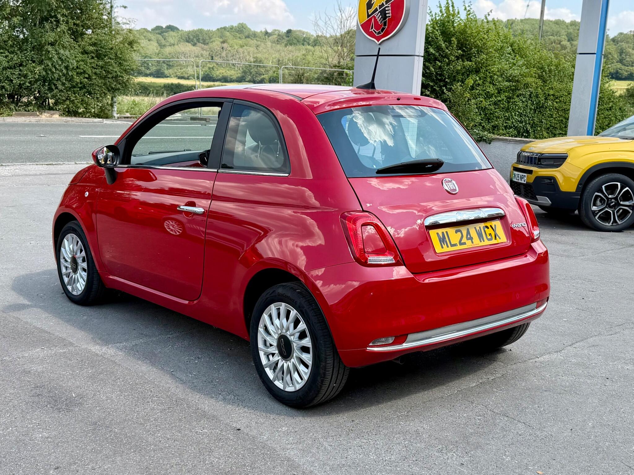 2024 Fiat 500 thumbnail 7