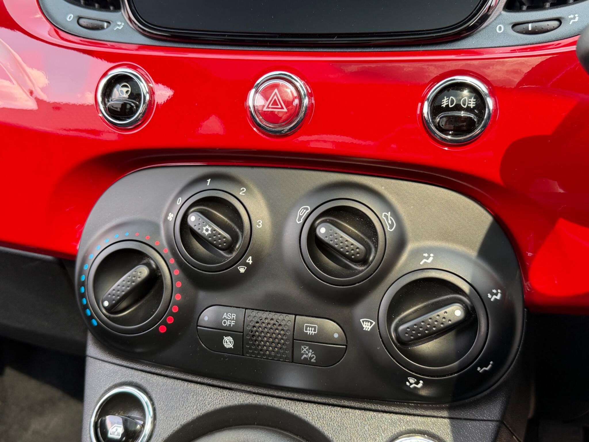 2024 Fiat 500 thumbnail 24