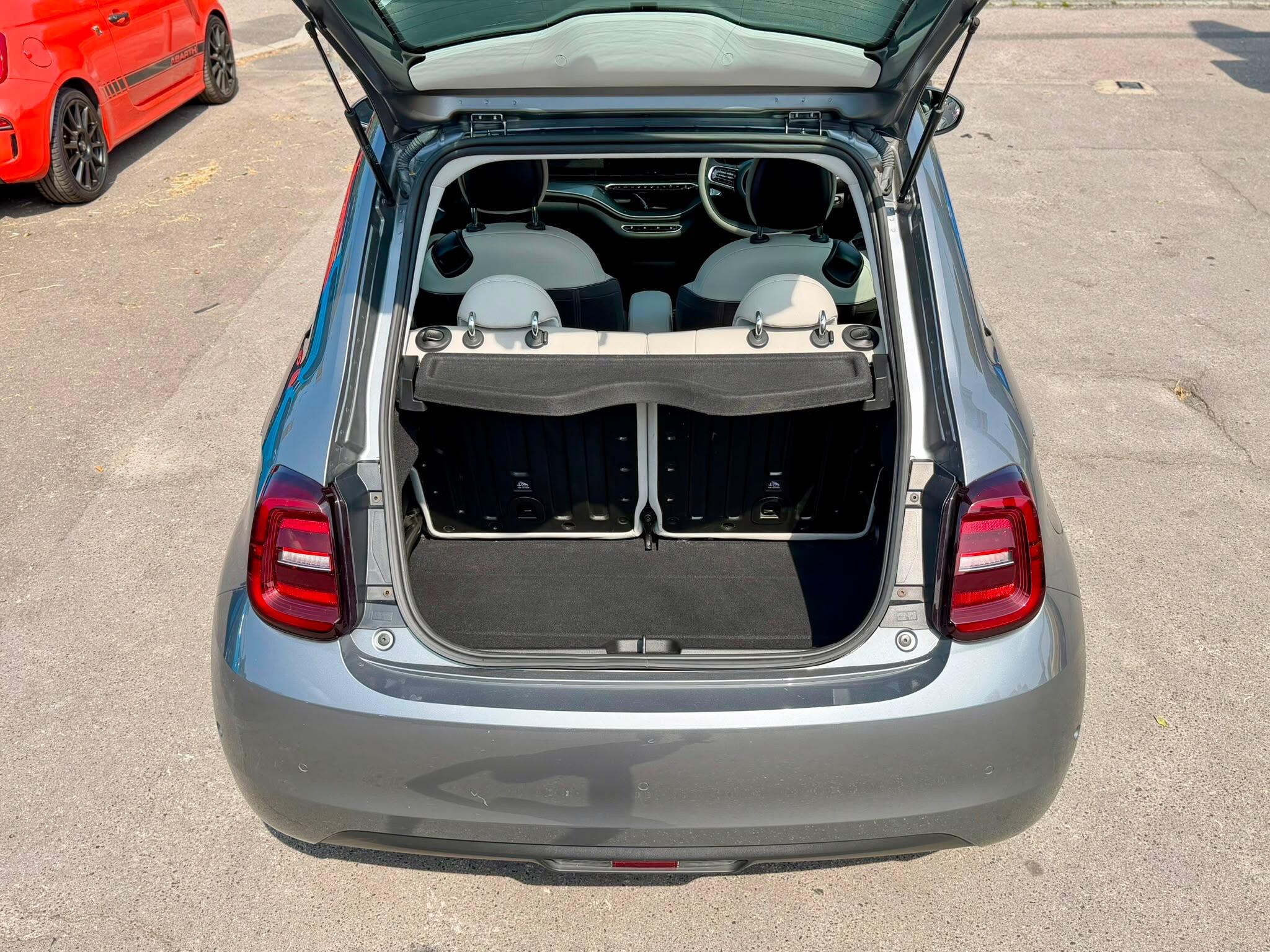 2022 Fiat 500e thumbnail 19