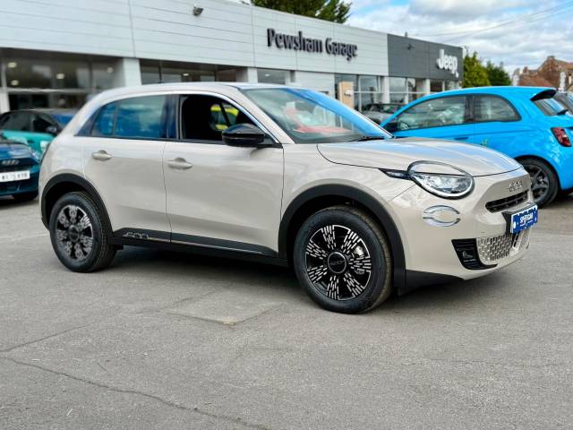 Fiat 600 1.2 Hybrid 48V 5dr eDCT-6 Hatchback Petrol WHITE