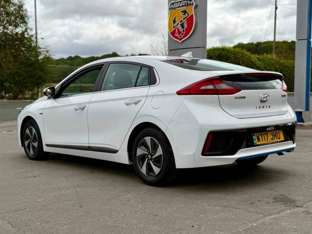 2017 Hyundai Ioniq 1.6 GDi Hybrid Premium SE 5dr DCT