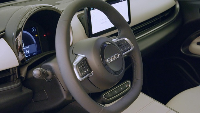 Fiat 600 Hybrid - Interior
